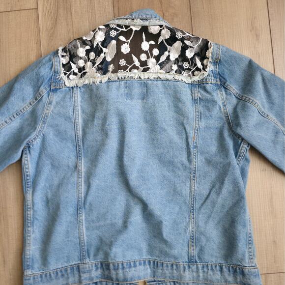 Love Tree Floral Lace Denim Button Up Jacket Women Sz L - Picture 7 of 8